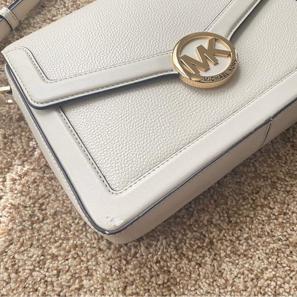 Michael Kors White Shoulder Bag - Picture 6 of 16